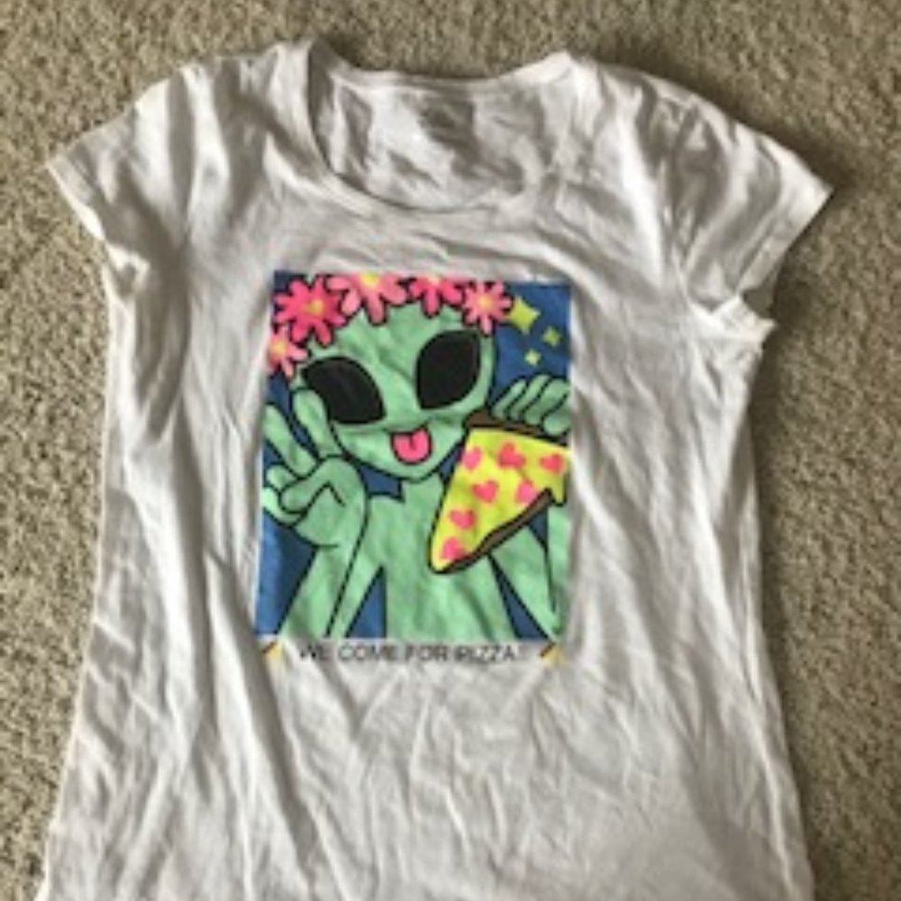 "We come for pizza" Justice shirt